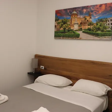 Vittoria's Panzió 4*